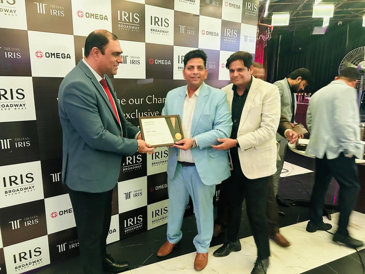 Rising Star Award being presented to ANON INDIA at IRIS Broadway
